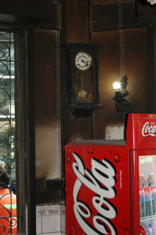 horloge-henri-ii-yong-lee-sukhumvit-bangkok.1268557258.jpg