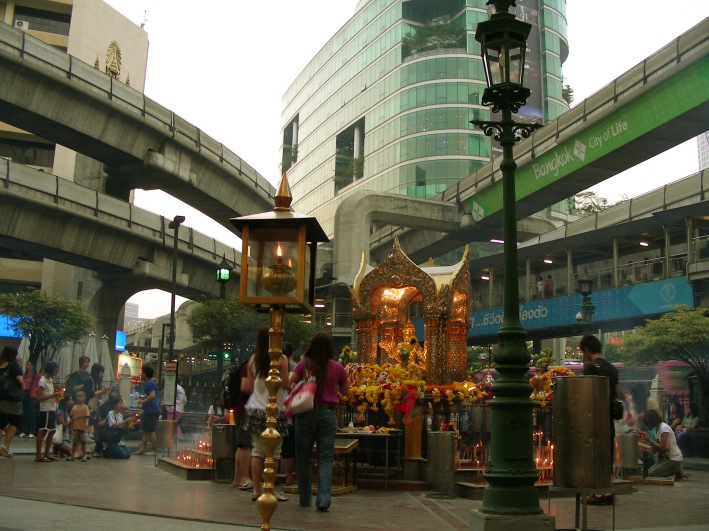 temple-erawan-bangkok.1268313133.jpg